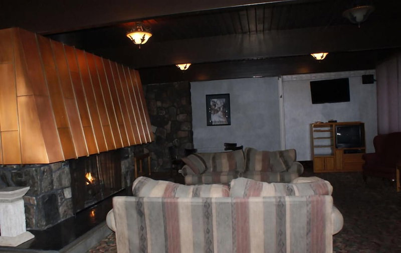 Burntwood Hotel, Thompson, Canada
