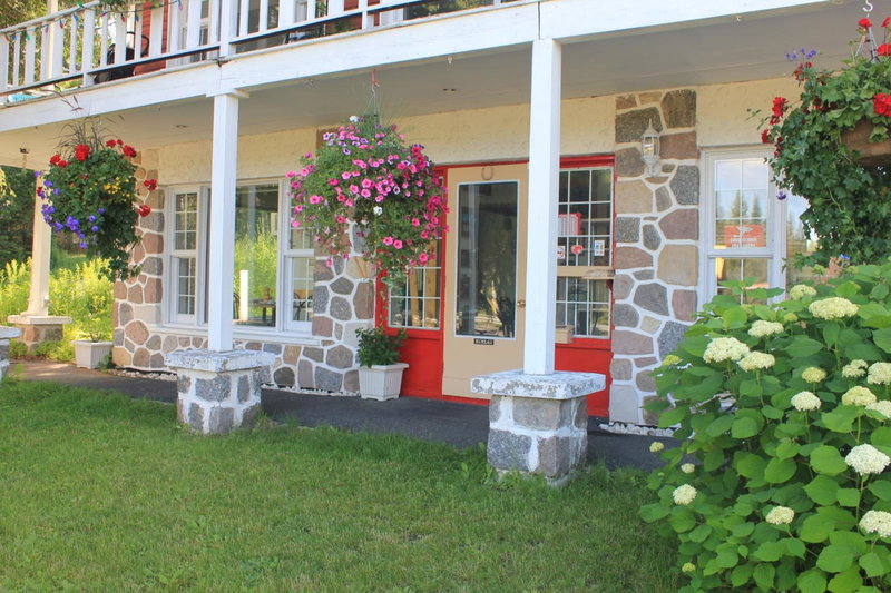 Motel Des Pays D'En Haut, Val-David, Canada