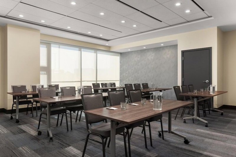Hyatt Place Mississauga / Airport Corporate Centre, Mississauga, Canada