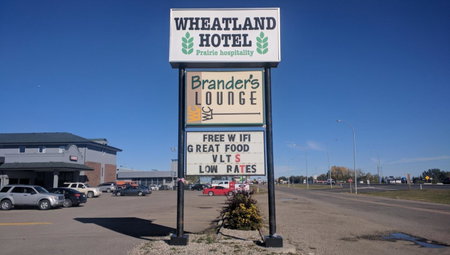 Wheatland Hotel, Strathmore, Canada