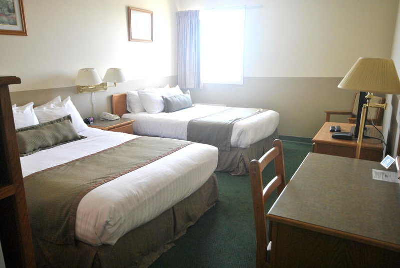 Wheatland Hotel, Strathmore, Canada