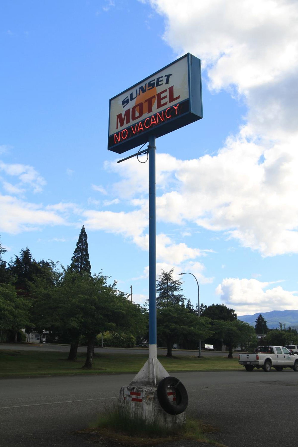 Sunset Motel & Trailer Park, Incorporated, Canada