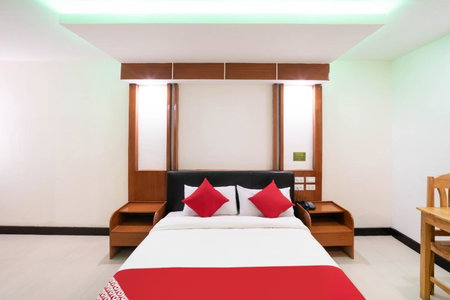 OYO 195 Ranchotel - Biñan, Biñan, Philippines