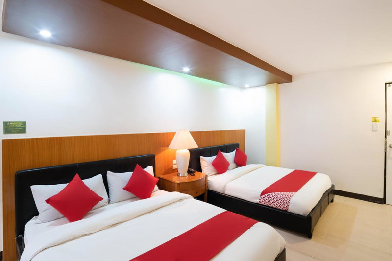 OYO 195 Ranchotel - Biñan, Biñan, Philippines