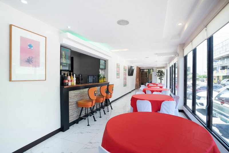OYO 195 Ranchotel - Biñan, Biñan, Philippines