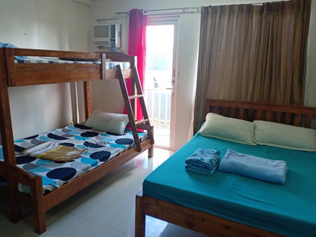 Kassel residence Mhavic Family room good for 5guest, Manila, Philippines