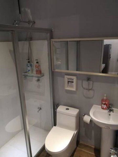 MC residence 5 w/ Netflix,100Mbps Wifi, hot shower, General Santos, Philippines