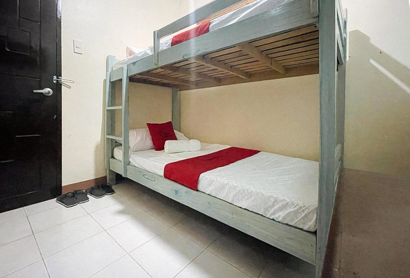 RedDoorz @ Cion Suites Mintal Davao, Davao City, Philippines