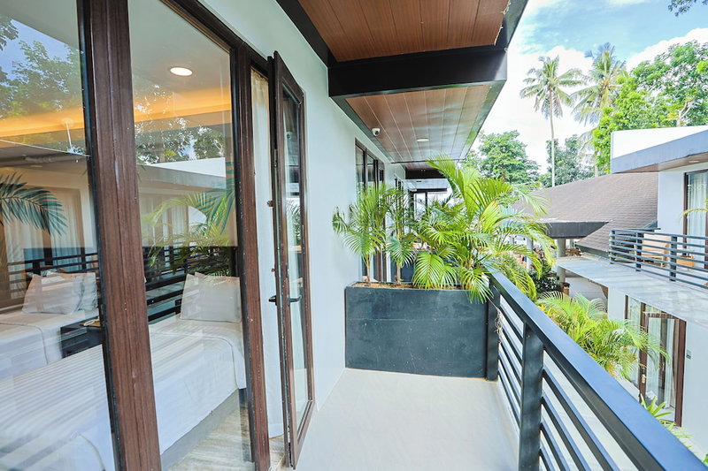 Holiday Suites Port Barton, San Vicente, Philippines