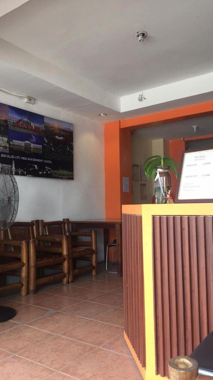 RedDoorz at Rio Bella Lacson St Bacolod, Philippines