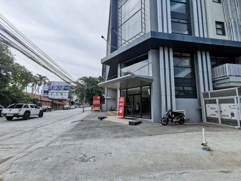 RedDoorz Plus near Bangko Sentral Ng Pilipinas Davao, Davao City, Philippines