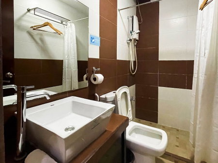 Siayan Travellers Inn Manila powered by Cocotel, Pasay, Philippines