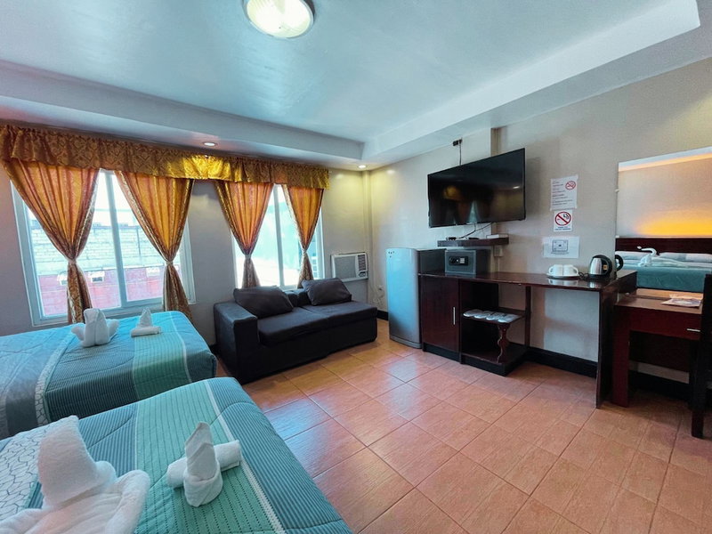 Siayan Travellers Inn Manila powered by Cocotel, Pasay, Philippines
