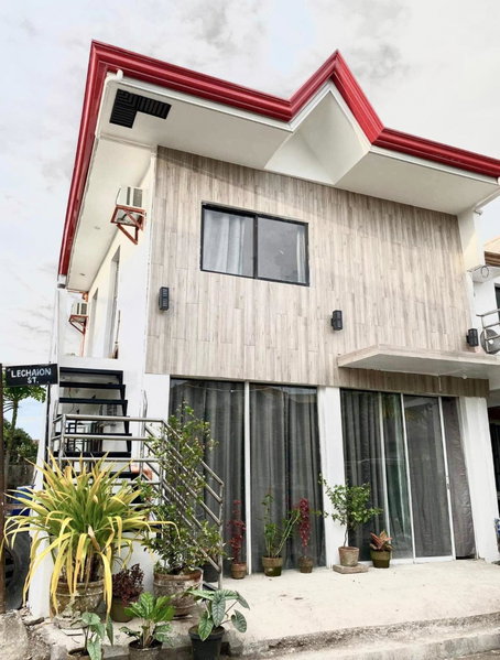 Best studio flat w/ NETFLIX near airport and beach!, Mactan, Philippines
