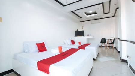 RedDoorz Plus @ Villa Gloria Taguig, Taguig, Philippines