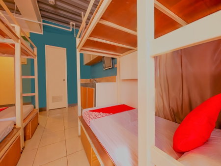 OYO 809 Crowne One Condo, Quezon City, Philippines
