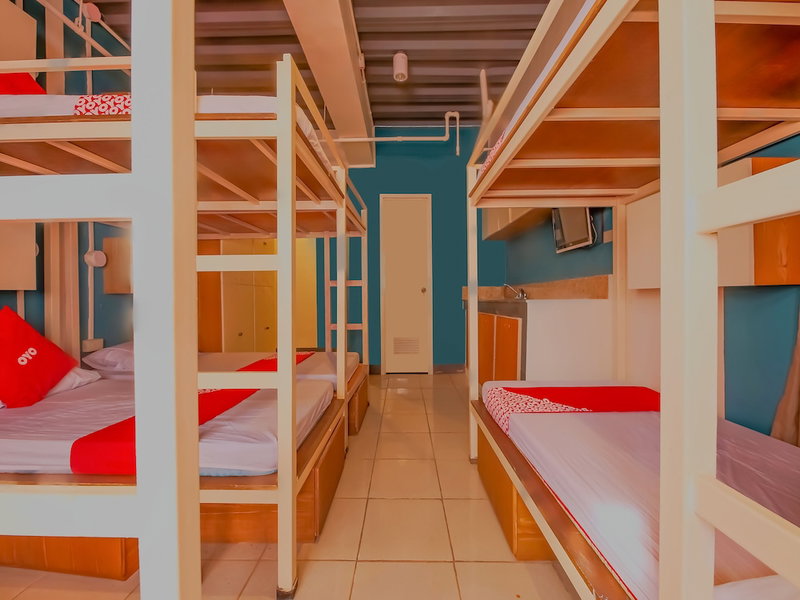 OYO 809 Crowne One Condo, Quezon City, Philippines