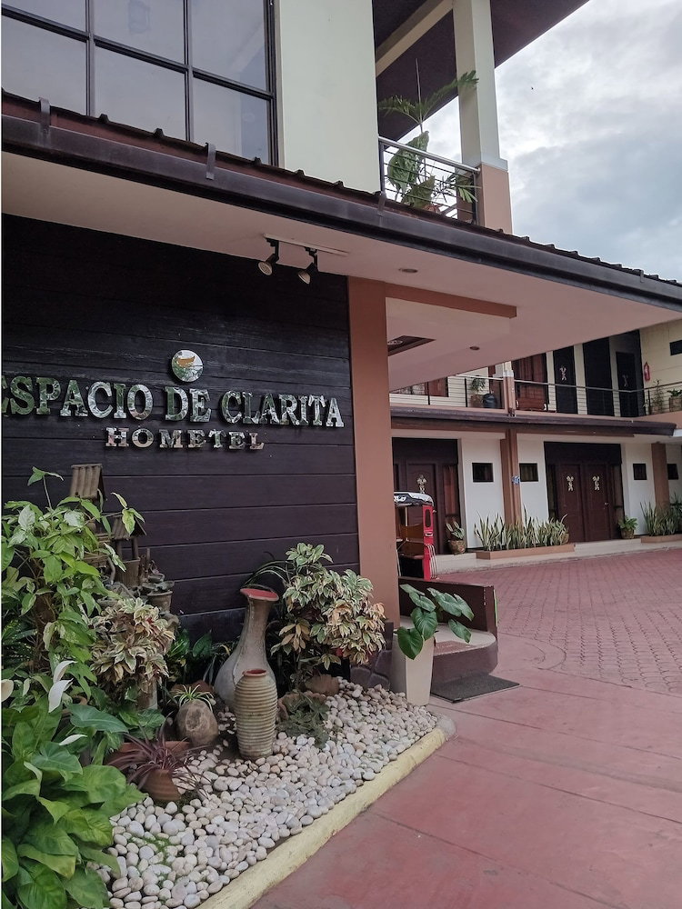 Espacio de Clarita Hometel, Philippines