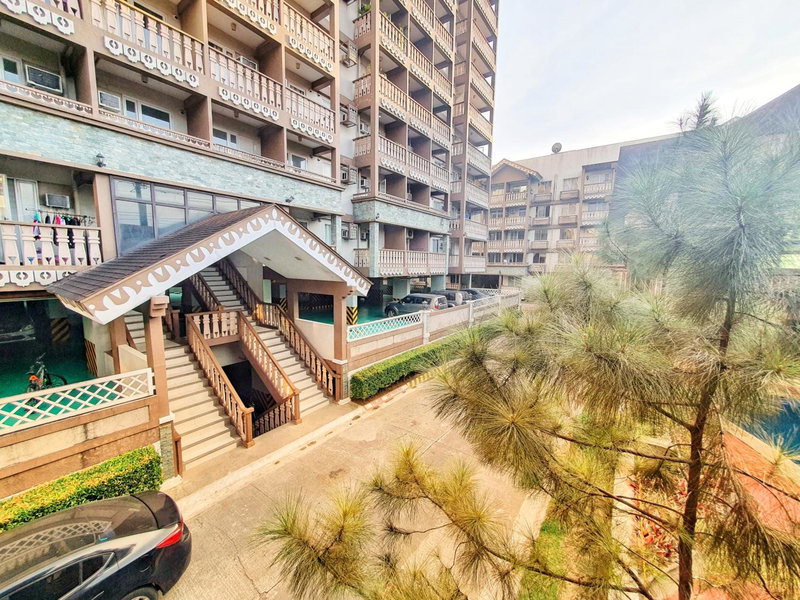 SweetSuites at Pine Crest #T3-1212, Manila, Philippines