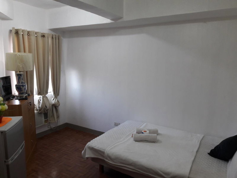EKONUMI ROOMS at Moonwalk Paranaque, Manila, Philippines