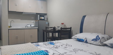 Your Holiday Home( Studio, King Size Bed), Mactan, Philippines
