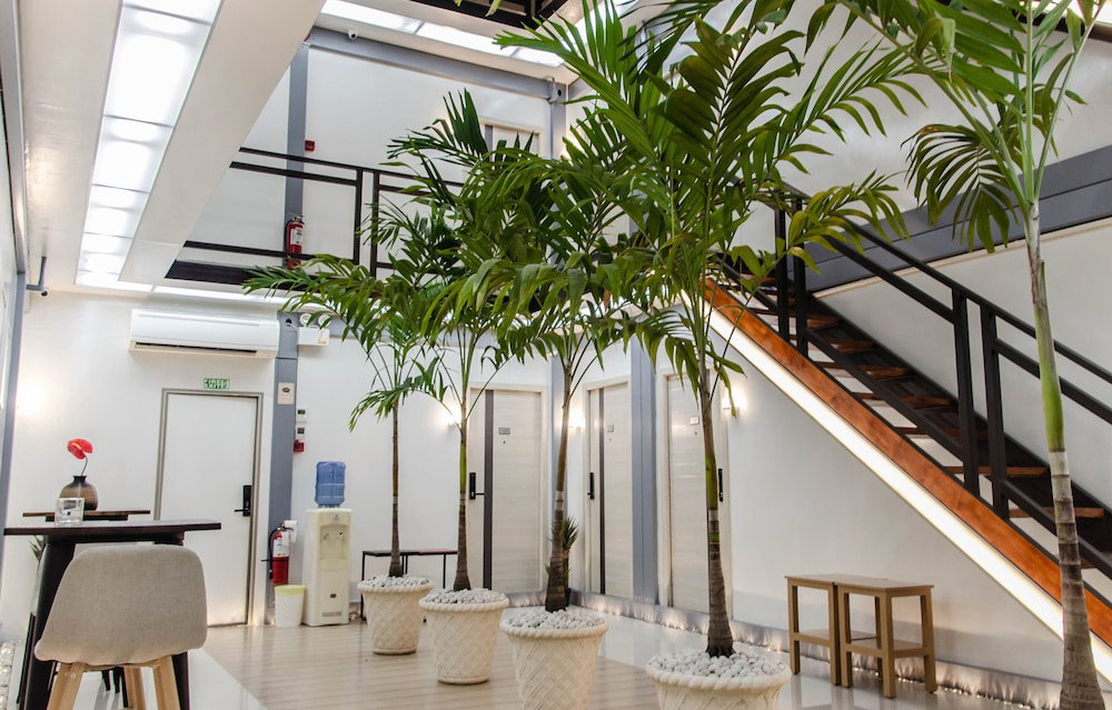 Moriyama Hotel, Philippines