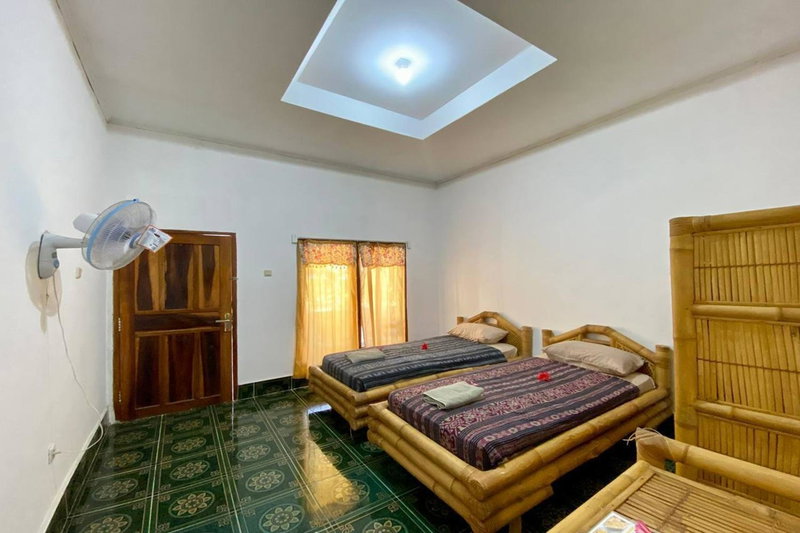 Duyung Rooms & Resto Gerupuk, Bumbang, Indonesia