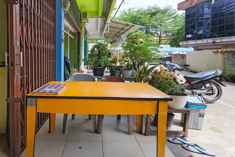 Hotel O Penginapan LorraNearPasar Oleh Oleh, Batam, Indonesia