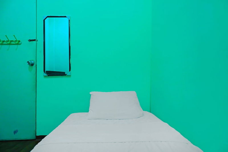 Hotel O Penginapan LorraNearPasar Oleh Oleh, Batam, Indonesia