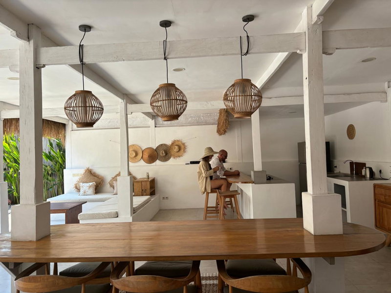 Villa Tiga - Spacious 3BR villa in central Gili Air perfect for families & groups, Gili Air, Indonesia