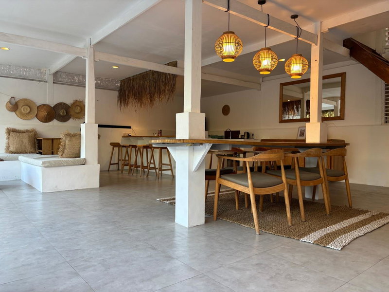 Villa Tiga - Spacious 3BR villa in central Gili Air perfect for families & groups, Gili Air, Indonesia