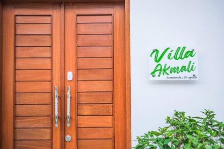 Villa Akmali Seminyak Drupadi 2 Bedrooms w/Pool 5mins to Beach, Seminyak, Indonesia