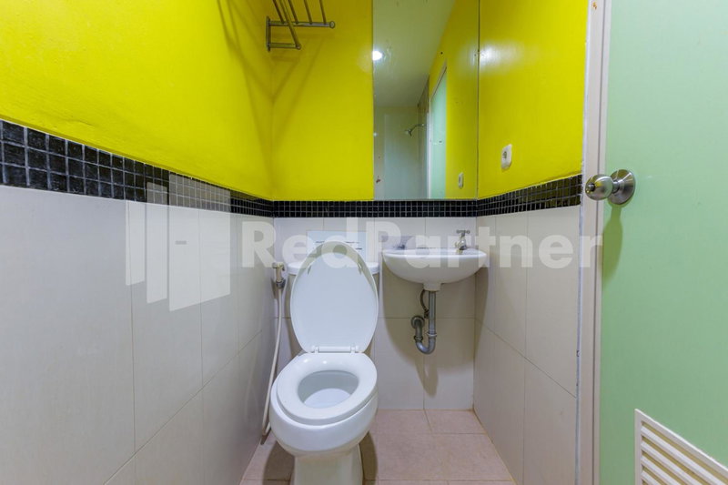 Ichiza Room RedPartner, Jakarta, Indonesia