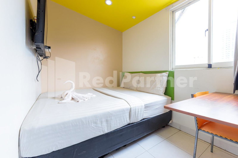 Ichiza Room RedPartner, Jakarta, Indonesia