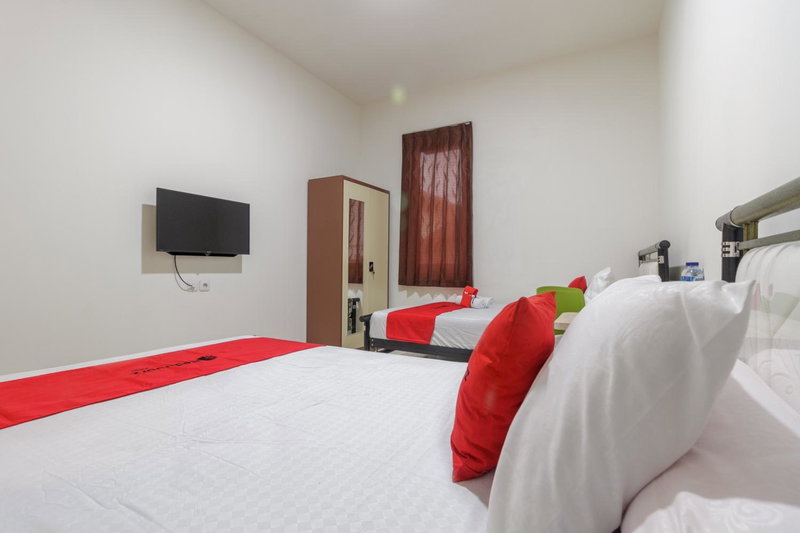Hotel O Rappocini Near Rsia Paramount, Pampang, Indonesia