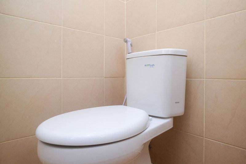 RedDoorz Plus near RS JIH Solo, Solo, Indonesia
