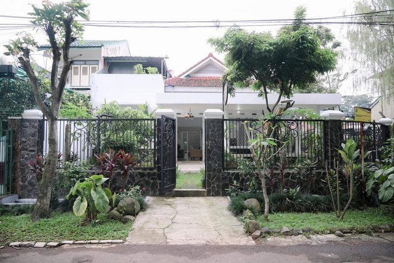 Kirana Guest House Bogor, Bogor, Indonesia