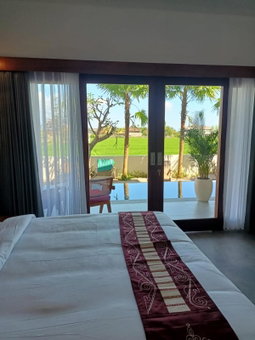 The Kd Suites & Coffee Shop, Munggu, Indonesia