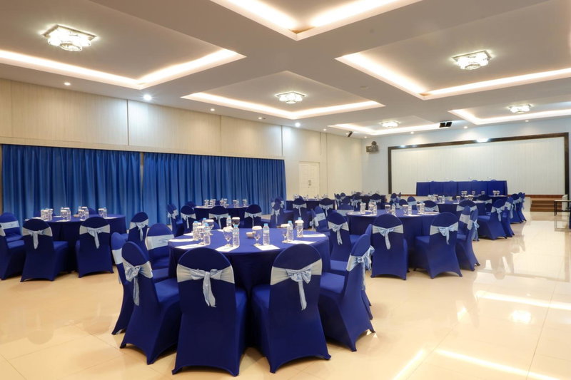 Sahid Azizah Syariah Hotel and Convention Kendari, Lepoleop, Indonesia