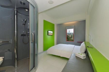 TreePark Hotel BSD City, Serpong, Indonesia