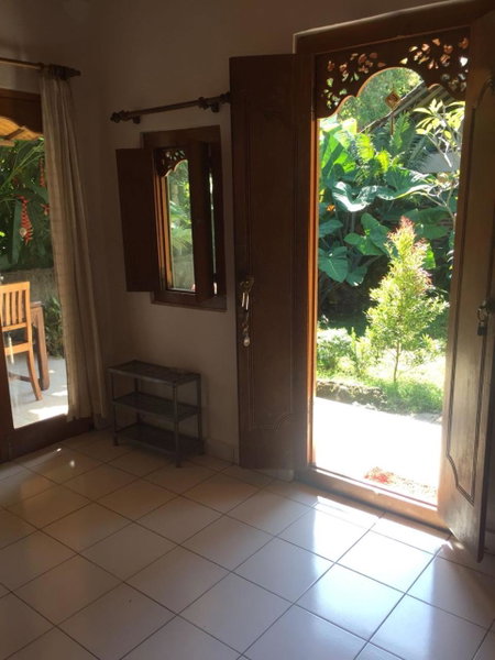 Barclona Guesthouses Lovina, Buleleng, Indonesia