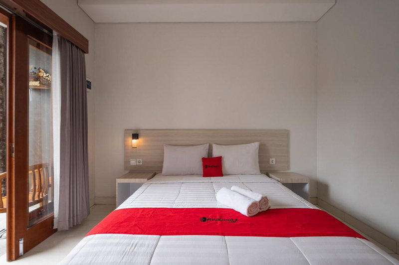 RedDoorz Plus at Yasa's Living Denpasar, Sanur, Indonesia