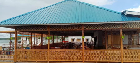 Kelong Pancing Madu Tiga, Tanjung Pinang, Indonesia