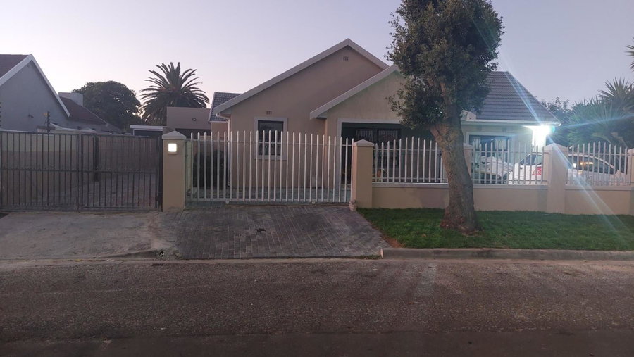 Finca Guest House, Cape Town, South Africa