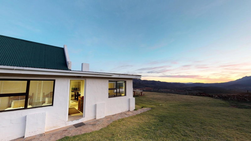 Swartberg Pass Cottages - Kobus Se Gat, Matjiesrivier, South Africa