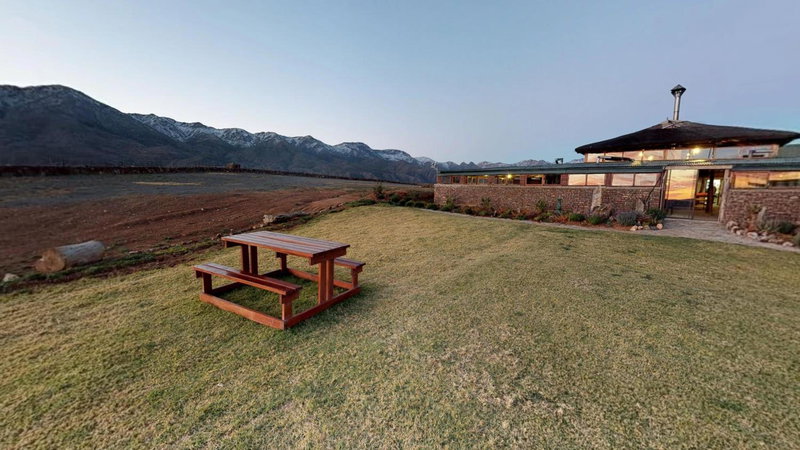 Swartberg Pass Cottages - Kobus Se Gat, Matjiesrivier, South Africa