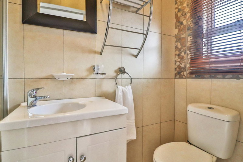 Kwantu Guesthouse 2, Cape Town, South Africa