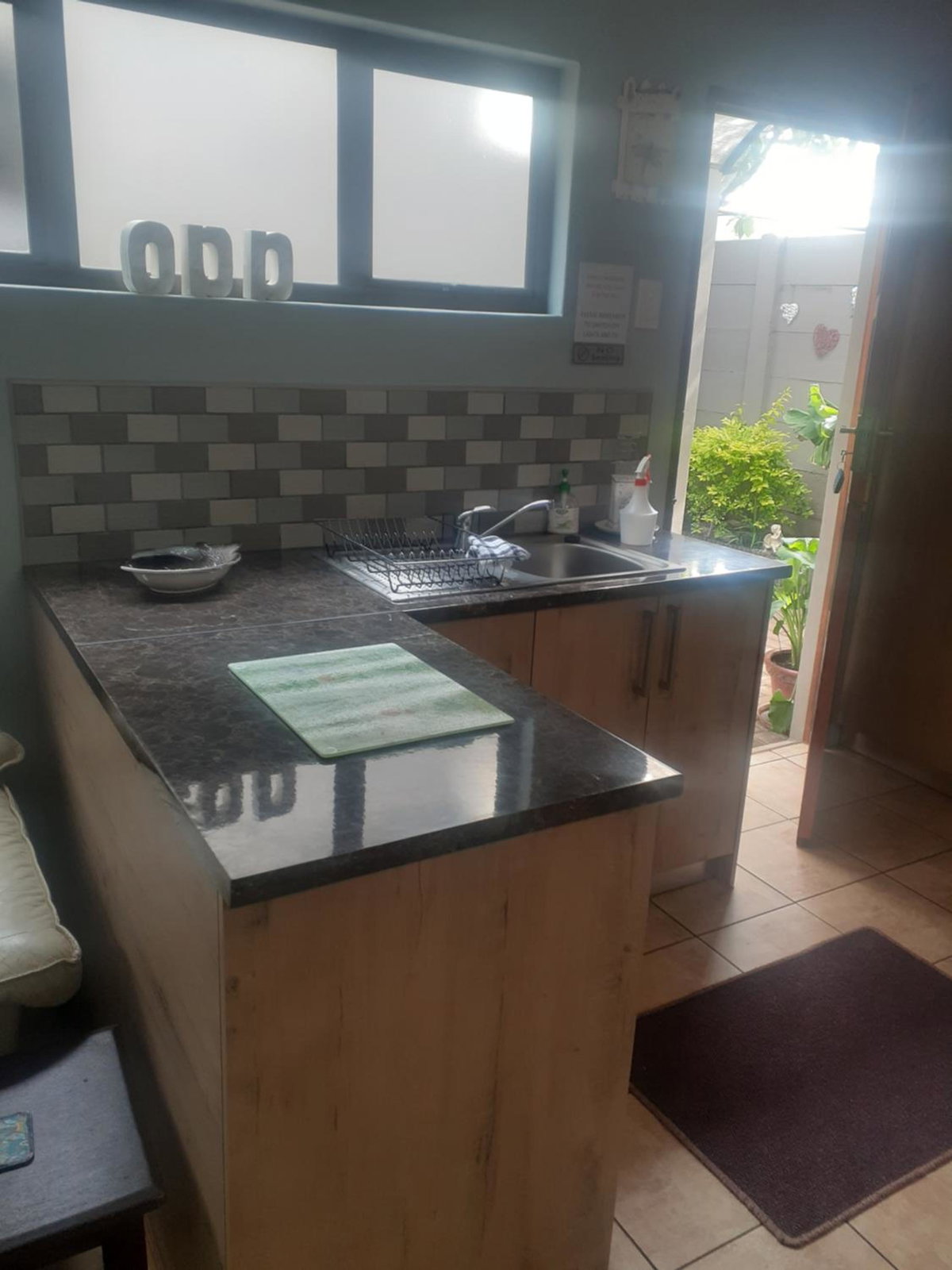 Hotel · Vincentia Odd Cottage ( self catering), East London