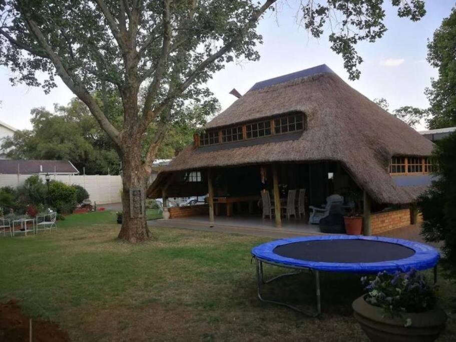 Hotel · Chic Breeze, Bloemfontein