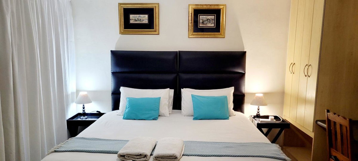 Kennington Palms B&B/Self Catering, South Africa